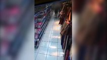 Câmera flagra suposto furto em loja na região central