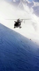 Intervention spectaculaire de l'hélicoptère du PGHM pour sauver un skieur dans le massif du Giffre (Haute-Savoie)