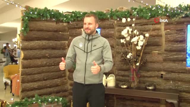 Michal Kadlec: Fenerbahçe, Ersun Yanal ile Çıkışa Geçecektir Fenerbahçe'nin Eski Futbolcusu...