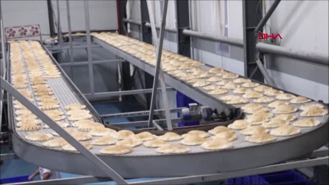 Hatay Suriyeli Savaş Mağdurlarına Bir Yılda 270 Milyon Ekmek Dağıtıldı