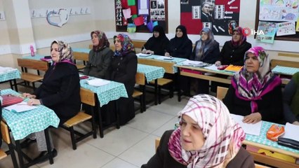 Torun sahibi 4 kız kardeş okul yolunda