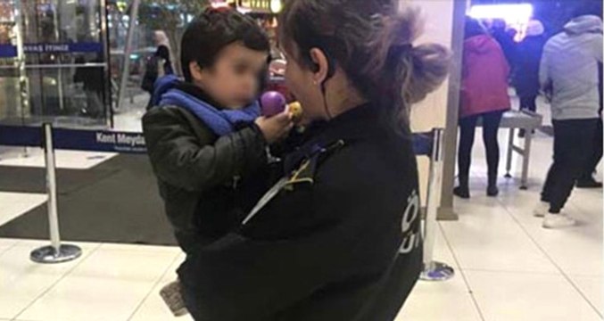 Çocuğunu AVM'ye Bırakarak Terk Eden Annenin, Çocuğunu Daha Önce de Çocuk Esirgeme Kurumuna Bıraktığı Öğrenildi