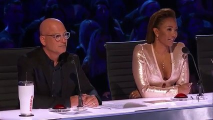 -Hiện tượng- Susan Boyle nhận được nút vàng đầu tiên tại -America's Got Talent-