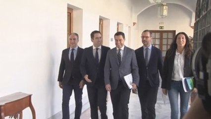 El PP se reúne con Vox para conseguir su apoyo para Andalucía