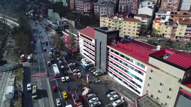 Eyüp’te hastanenin arkasındaki istinat duvarı çöktü, alan havadan görüntülendi