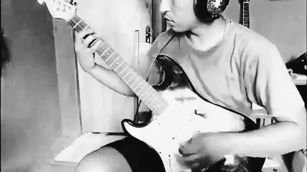 Guns N' Roses - Dont Cry - Solo Cover