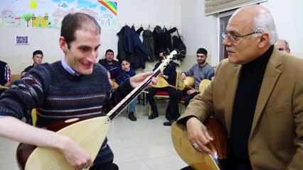 Hayali 'Aşık Veysel' gibi olmak - VAN