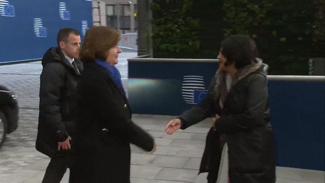 Ministra francesa de UE rechaza pactar con partidos de ultraderecha como Vox