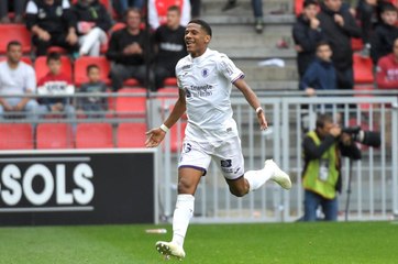 Barcelona, Toulouse'un Genç Oyuncusu Jean Clair Todibo'yu Transfer Etti