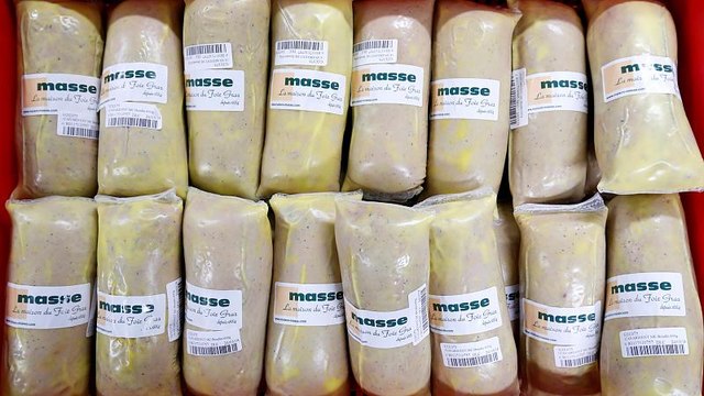 US Supreme Court bans foie gras; French accuse court of bending to vegetarian lobbyists