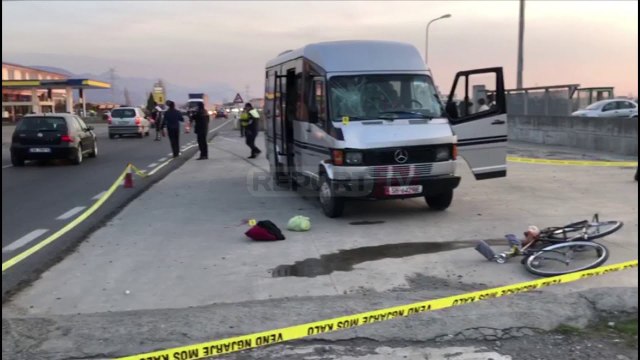 Aksident në aksin Lezhë –Lac, furgoni përplaset me biçikletën, në gjëndje të rëndë 67-vjeçari