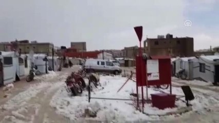 Lübnan'da Yaşayan Suriyeli Mültecilerin Kış Çilesi