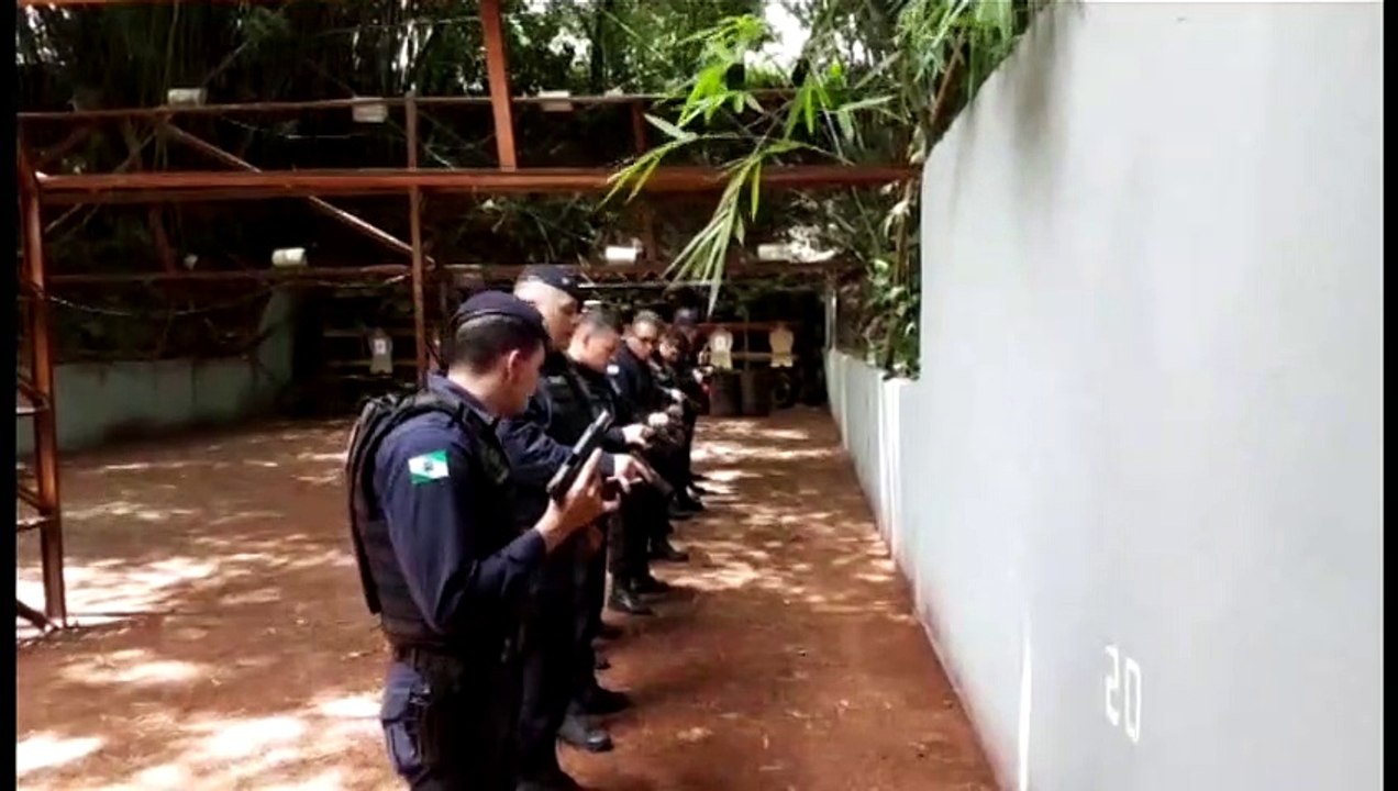 Guardas municipais passam por treinamento no 6º BPM