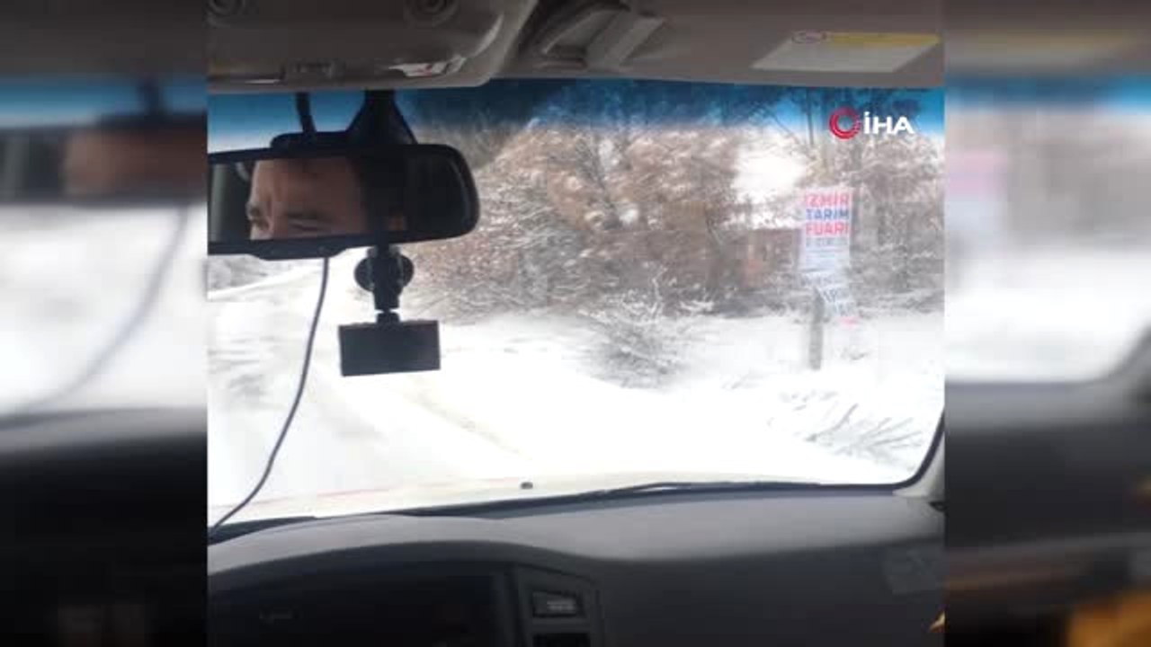 Uşak'ta Paletli Ambulans Hastaların İmdadına Yetişti