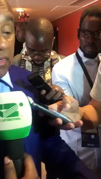 AHMAD AHMAD (Président de la CAF) en colère après la question d'un journaliste sur l'organisation de la CAN