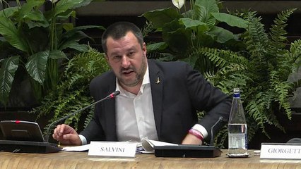 Salvini und Di Maio: Im Herzen Gelbe Westen