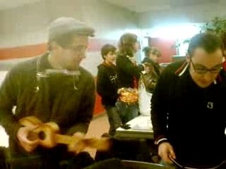 petit papa nowel - les moustaches