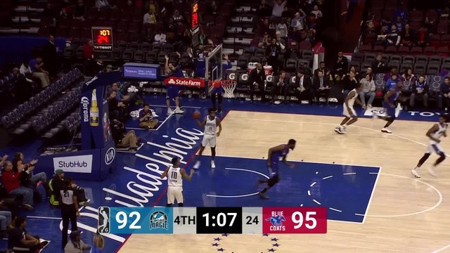 Norvel Pelle slams home the alley-oop