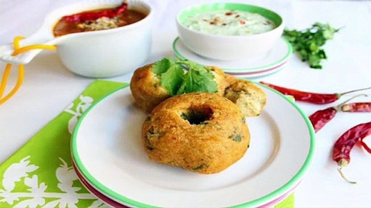 வடை செய்யும் மாவில் தண்ணீர் அதிகமானால் (Tips 09)