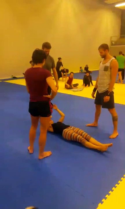 VID_20181227_190834 - canonball to standing H2H