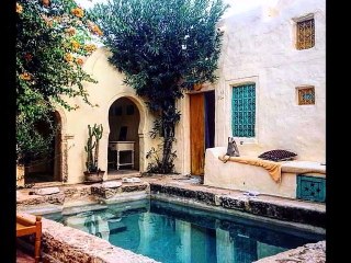 One of the many and plenty good sides in Tunisia