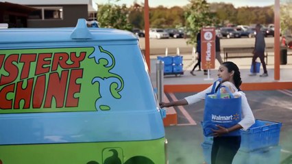 [1280x720] Walmart chơi trội với đoạn quảng cáo quy tụ cả tá chiếc xe trong phim nổi tiếng đi mua tạp phẩm (1)