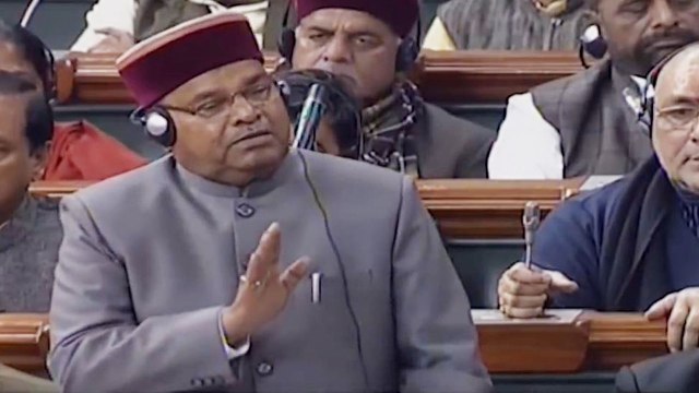 Thawar Chand Gehlot ने Lok Sabha में बताई Upper Caste Reservation Bill की ताकत | वनइंडिया हिंदी