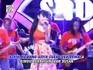 Ayu Mega - Cinta Berpayung Bulan [Official Music Video]