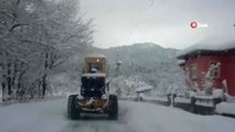 Akseki'de Kar Yağışı Nedeniyle Kapanan Yollar Ulaşıma Açıldı