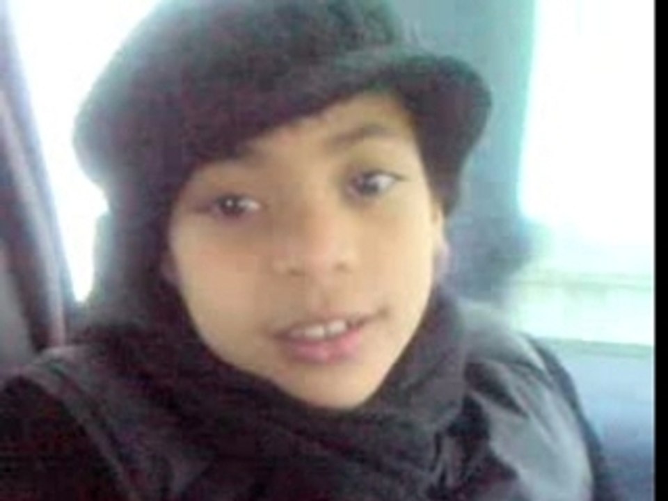 Sheryfa Luna - Quelqu'un comme moi (Live) By ness