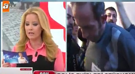 İşte Palu Ailesi'nin canlı yayında gözaltına alınma görüntüleri1