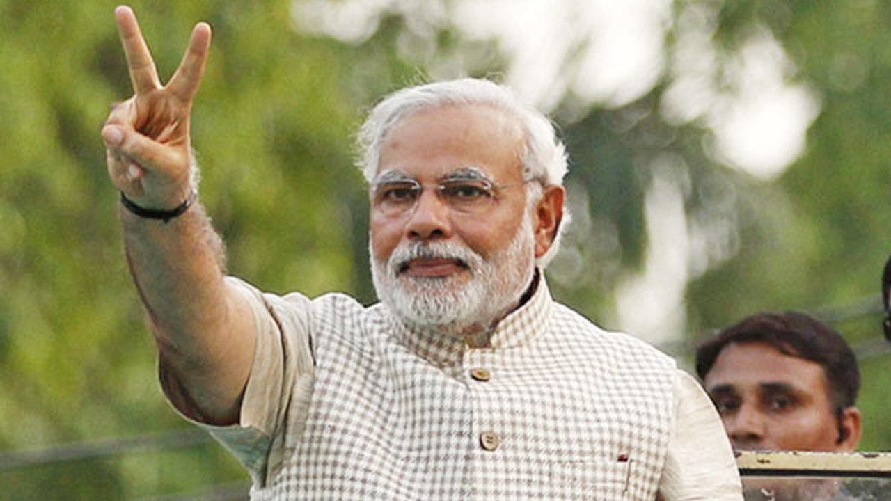 Upper Caste Reservation Bill पर Modi Government को क्यों मिला Opposition Support | वनइंडिया हिंदी