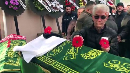 Feci kazada can veren baba ve çocukları da son yolculuklarına uğurlandı