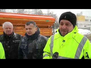 Reshjet e dëborës, drejtori i ARRSH apel: Përdorni gomat e dimrit dhe zinxhirët