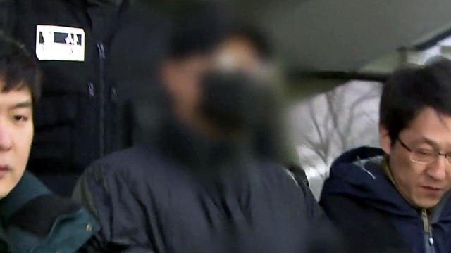 의사 살해 30대, 망상에 빠져 범행 ...검찰에 송치 / YTN