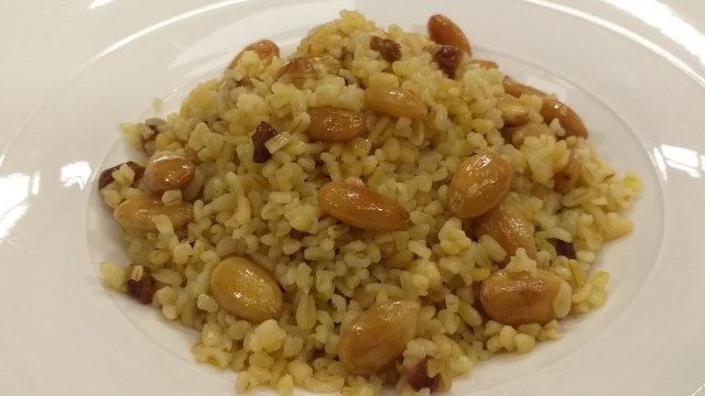 Rreze Dielli, 09 Janar 2019 - Të Gatuajmë me Znj. Vjollca P1 Bullgur kokërrmadh me bajame