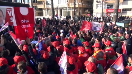 CHP Mersin Büyükşehir Belediye Başkan adayı Seçer'e coşkulu karşılama