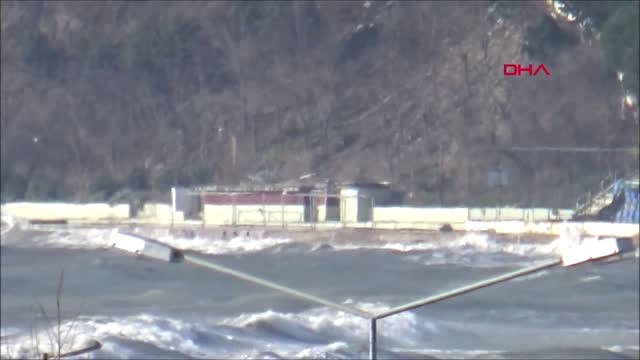 Bingöl Karlıova'da Kar Esareti Sürüyor, Okullar Yarın da Tatil