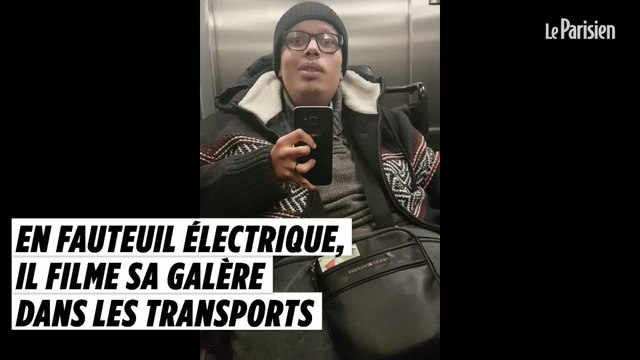En fauteuil électrique, il filme ses galères dans les transports en commun