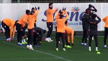 Galatasaray ayak tenisi oynadı