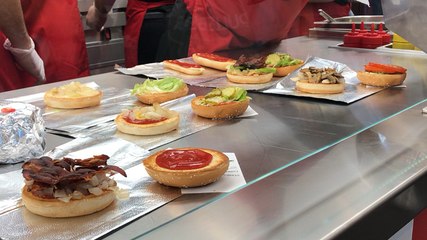 Ouverture du restaurant de burgers Five Guys à Nantes