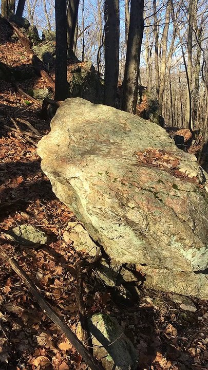 Brian Ghilliotti: Haddam, Connecticut, Lithic Site: Erratic Perched Stone Near Alignment Boulder 6