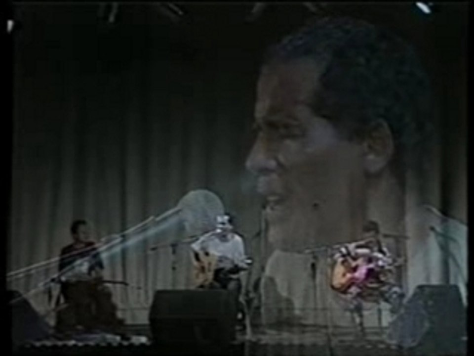 ERIC MANANA "AZA HOMENA TSINY"