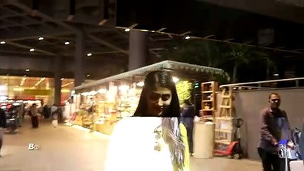 Pooja hegde Spotted At Airport