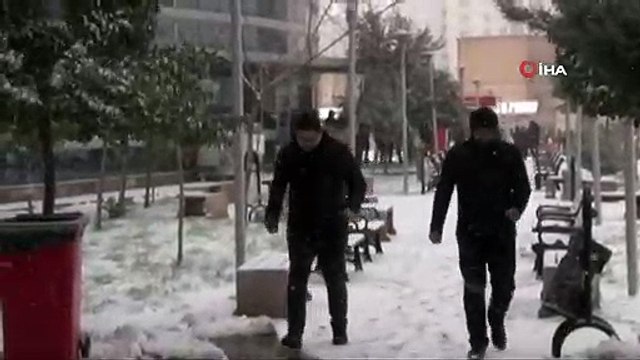Mardin'de Yoğun Kar Yağışı ve Tipi Etkili Oluyor