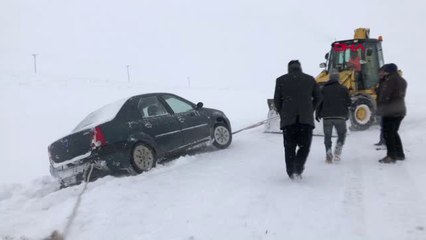 Kars'ta Tipide Mahsur Kalanlar Kurtarıldı