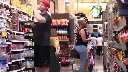 Amazing video of a naughty guy making fun with people in Shopping Mall