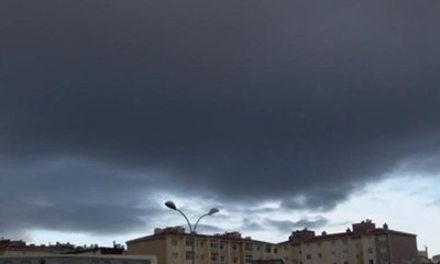 Kara bulutlar gündüzü geceye çevirdi