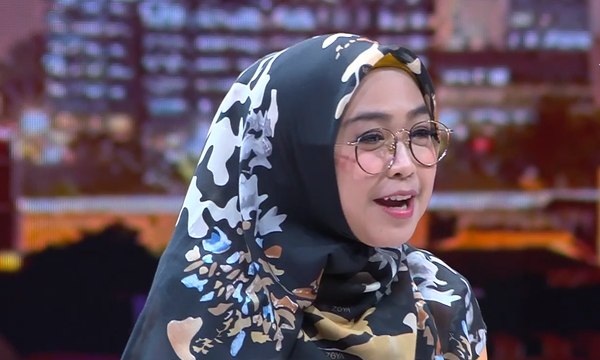 Ria Ricis: Netizen 'Nyinyir' dan 'Haters' Hanya Orang yang Tidak Bahagia - ROSI