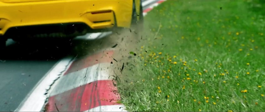 VÍDEO: Escapando de Nürburgring en un BMW M4 CS, ¡lo vas a flipar!